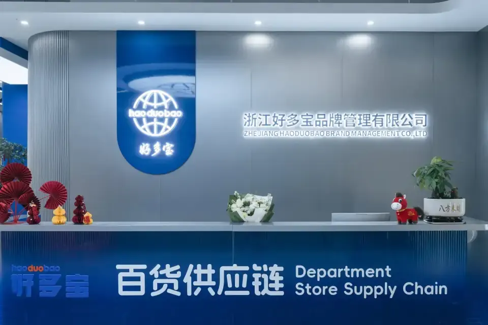 Jabbar Sourcing 仓库与客户验货现场